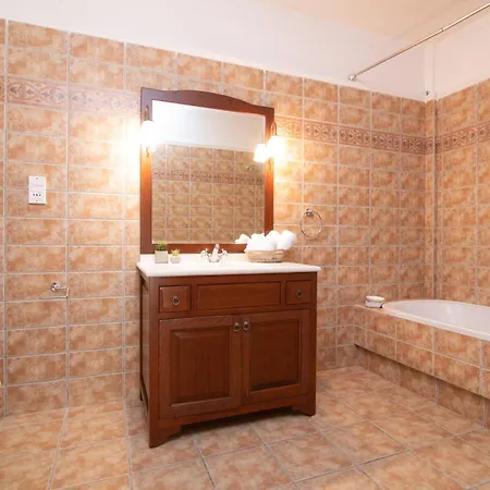 Apartment Seaside Bliss *