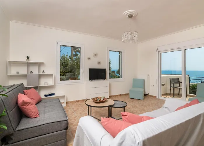 Seaside Bliss 扎金索斯镇