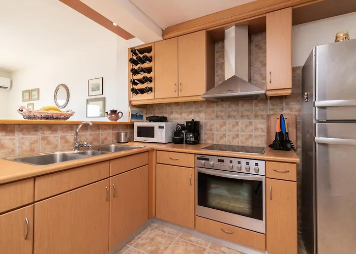 Seaside Bliss 扎金索斯镇